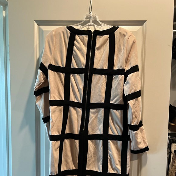 Plus size 1X long sleeve dress - Picture 2 of 5
